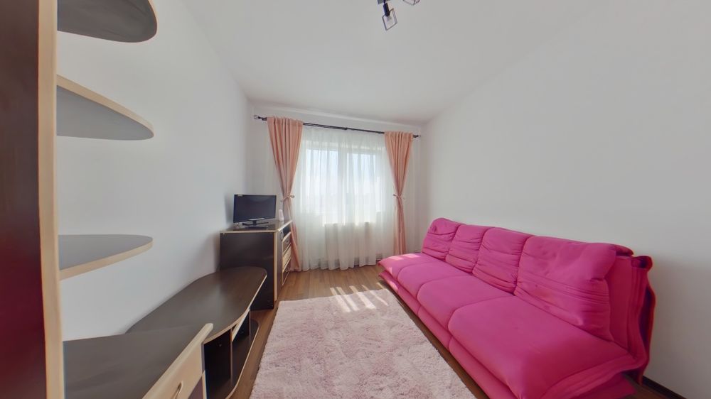 Inchiriez apartament 3 camere