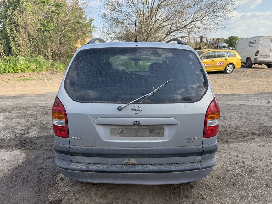 Opel Zafira A 2.2 на части