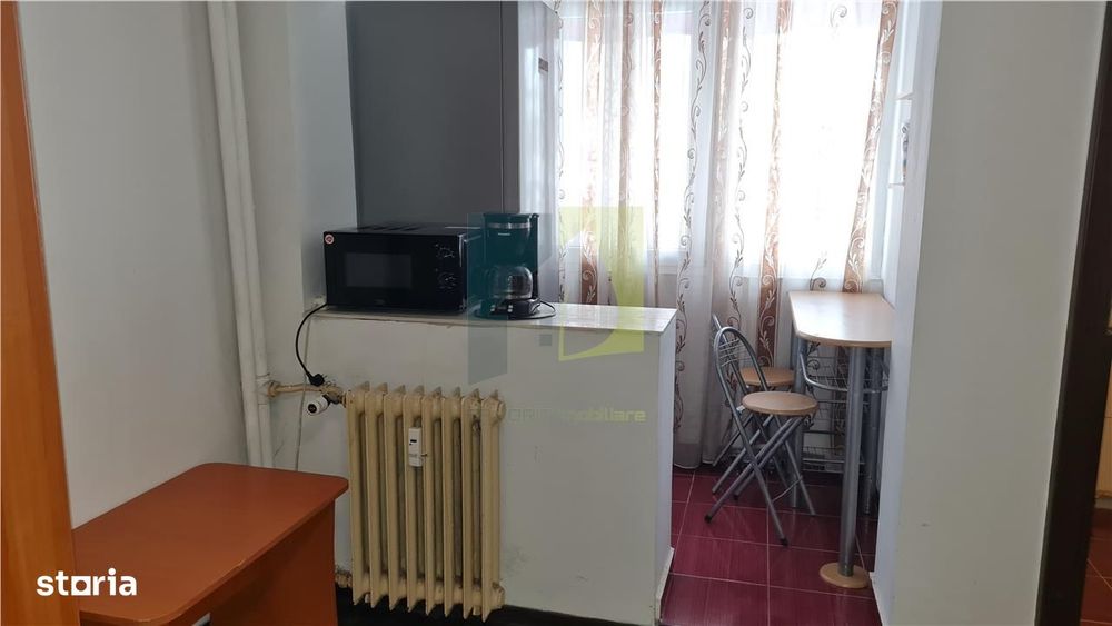 Gasoniera in Brazda langa Piata si Profi - et.1