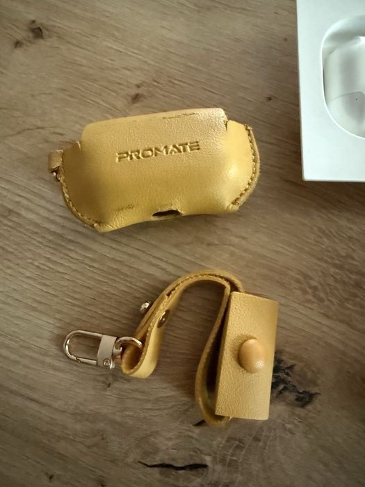 Apple AirPods Pro Originale + Husă Promate Bonus