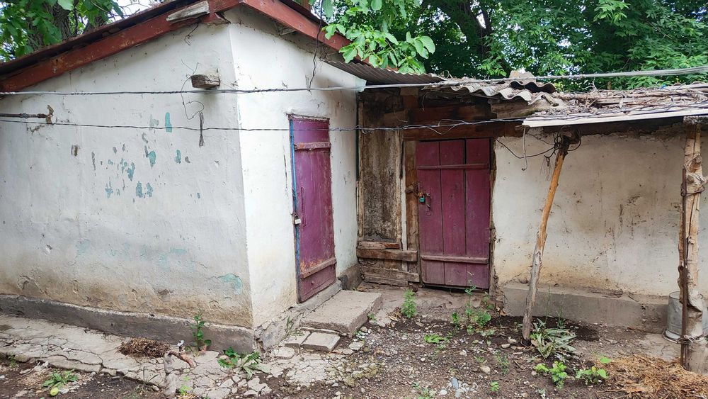 Продаётся участок с пристройкой