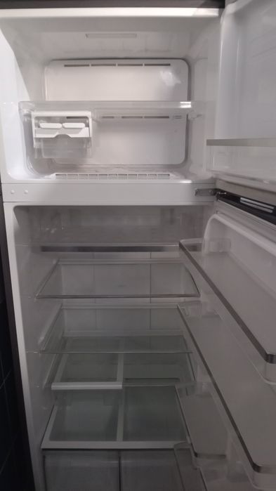 Холодильник Б/у в отличном состоянии