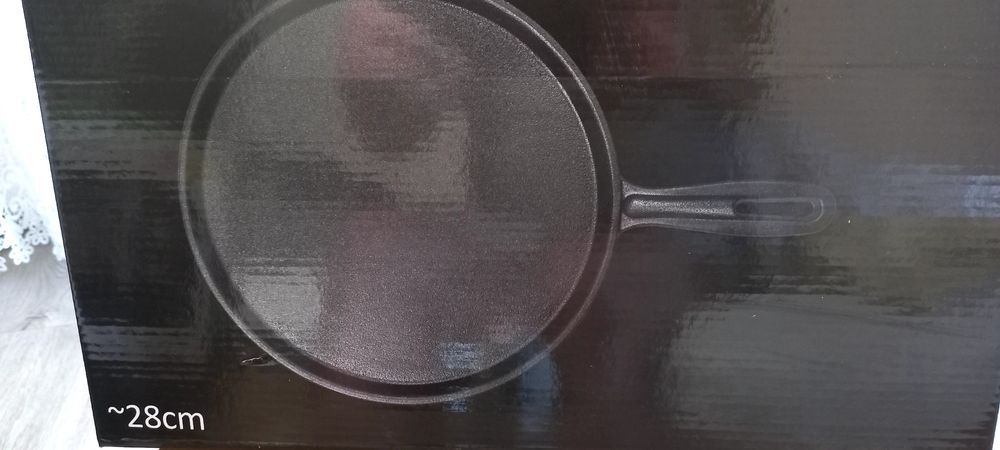 Tigaie fontă pură 28 cm pentru clătite Promo 79 Lei