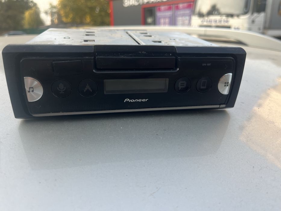 Pioneer за toyota