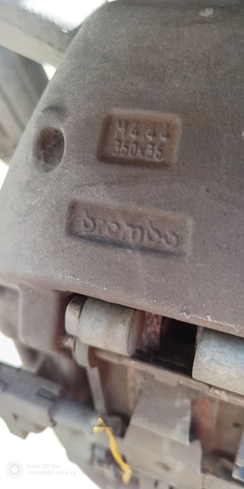 Предни спирачни апарати Brembo за Mercedes W221