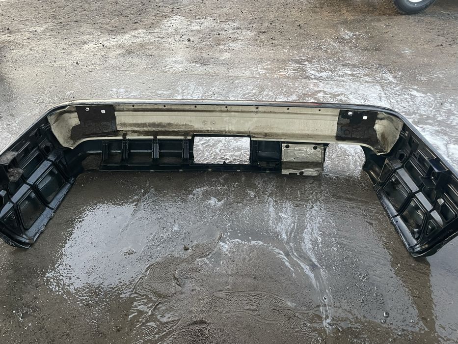 Бампер е34 М оригинал