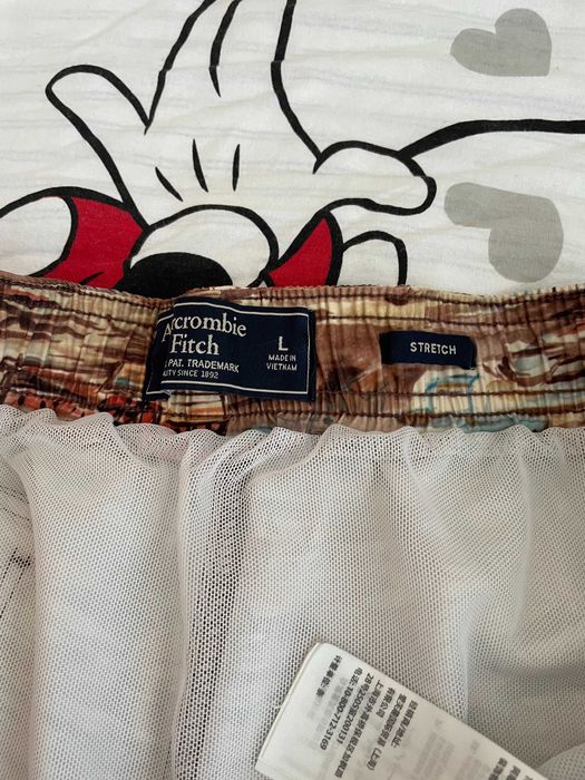 Бански Abercrombie & Fitch