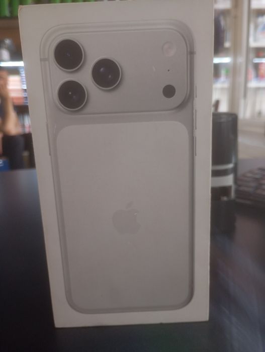 Iphone 17promax 1tbli