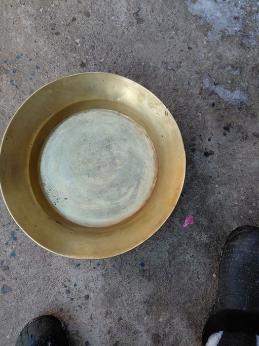 Vas din alama  sau bronz