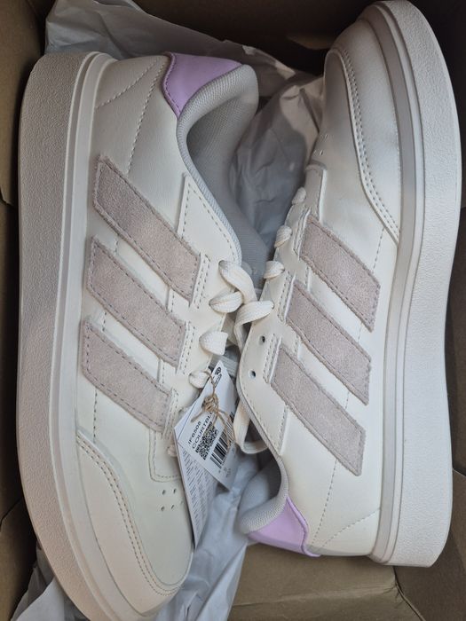 Кроссовки Adidas