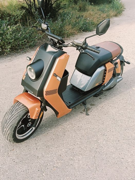 Scuter electric - moped