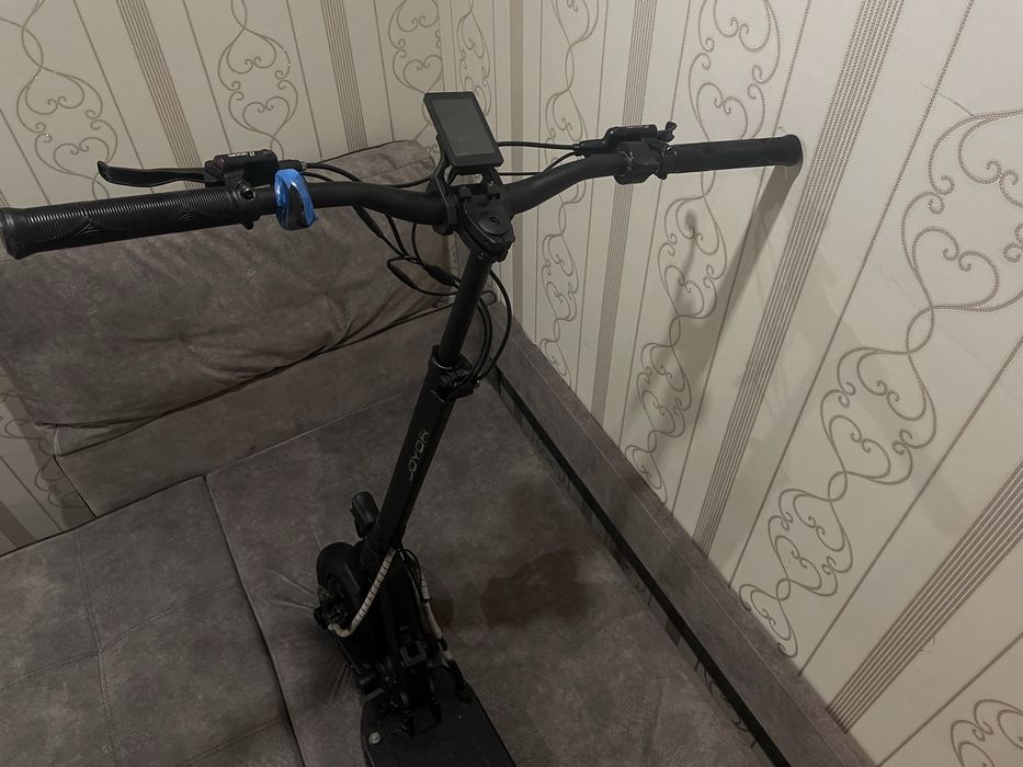 Продам электросамокат Joyor S10 S