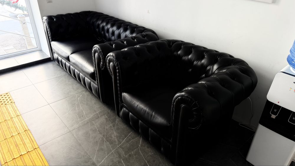 Диван с креслом