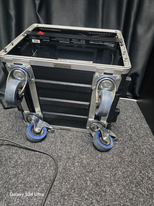 Rack case 8U Thomann