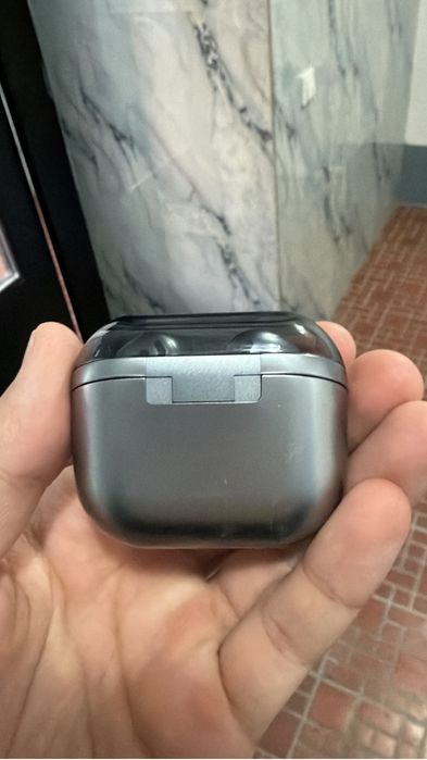 Продам наушники Samsung Buds 3