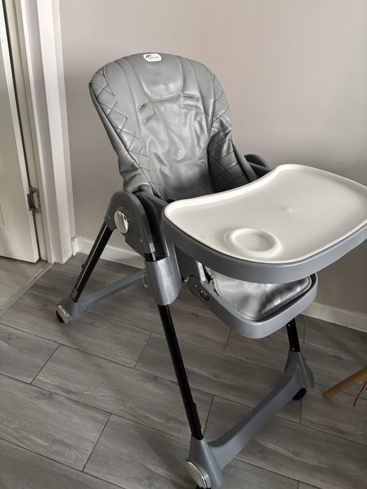 Стол для кормления