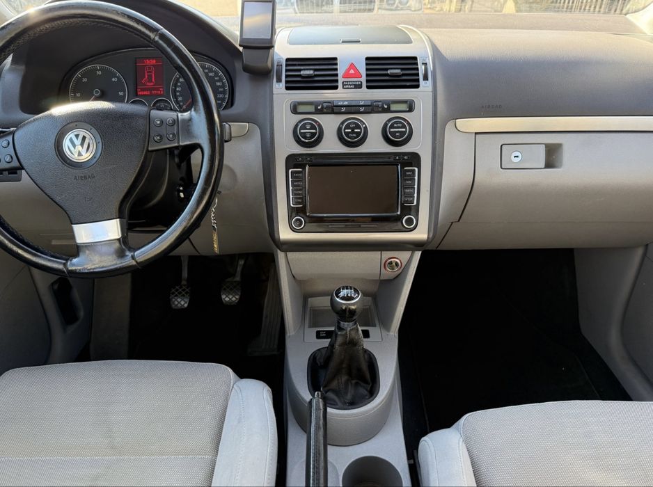 Volkswagen Touran