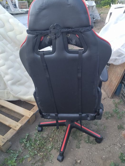 Геймърски/гейминг стол