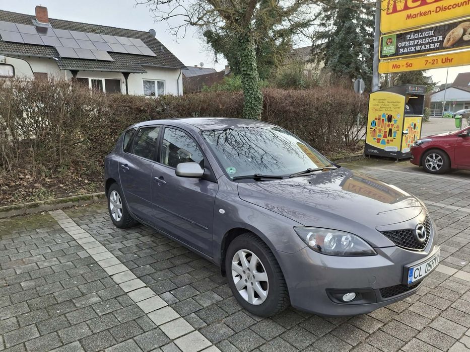Vând Mazda 3