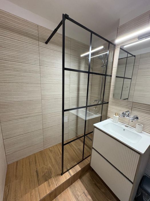 Apartament  2 camere Zona Romancierilor