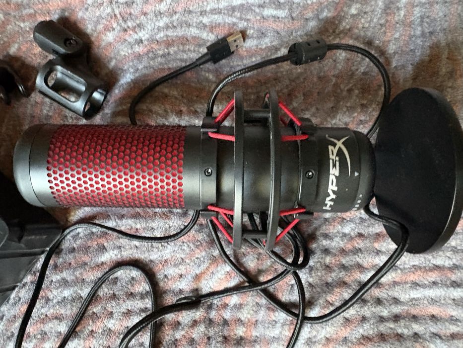 HyperX QuadCast USB микрофон для стримов/игр/Discord