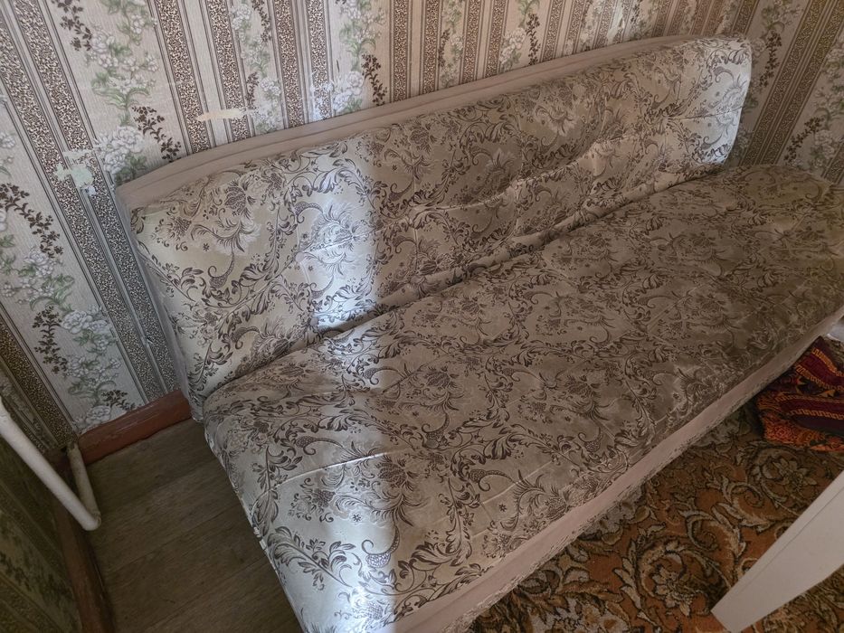 Диван сатылады сост нормально