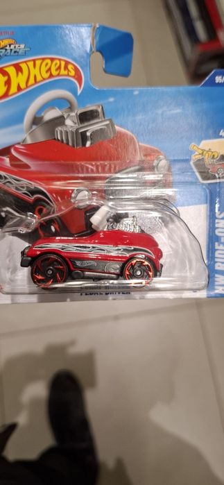 Pedal Driver Hot Wheels Treasure Hunt