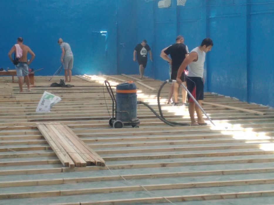 Циклене на естествен паркет и дюшеме Раковски