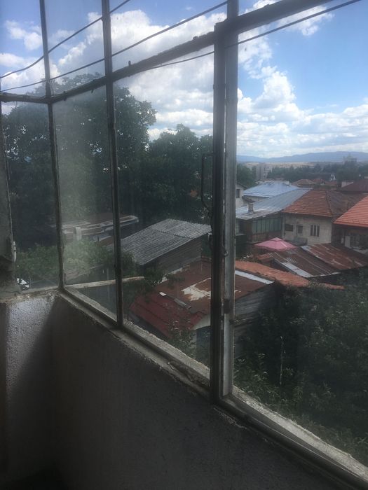 Продава етаж от кооперация в гр.Разлог