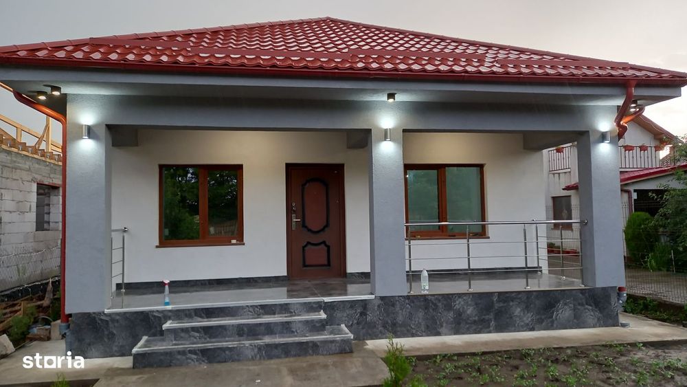 Teren 530 mpAmprenta 175mp, 4 camere, 2 bai, 2 terase,