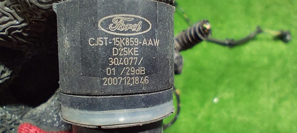INSTALATIE + SENZORI PARCARE PDC FORD KUGA MK2/ FOCUS MK3 / COD OEM CJ5T-15K859-AAW / CJ5T15K859AAW / 1765448 2012-2019