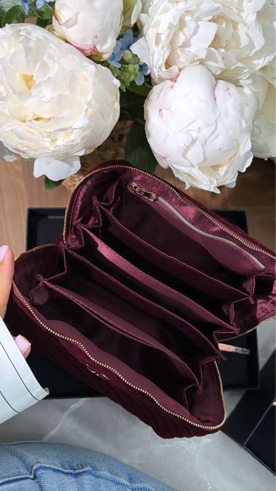 Charlotte Tilbury оригинал косметичка