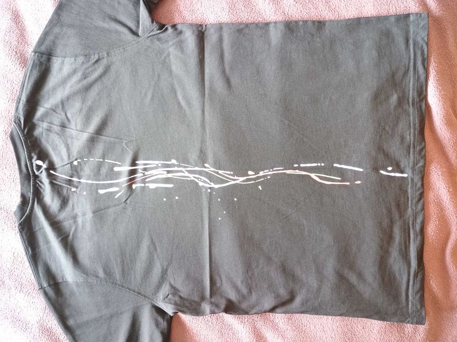 Tricou Dsquared2, L, dar mai bine se potriveste la M