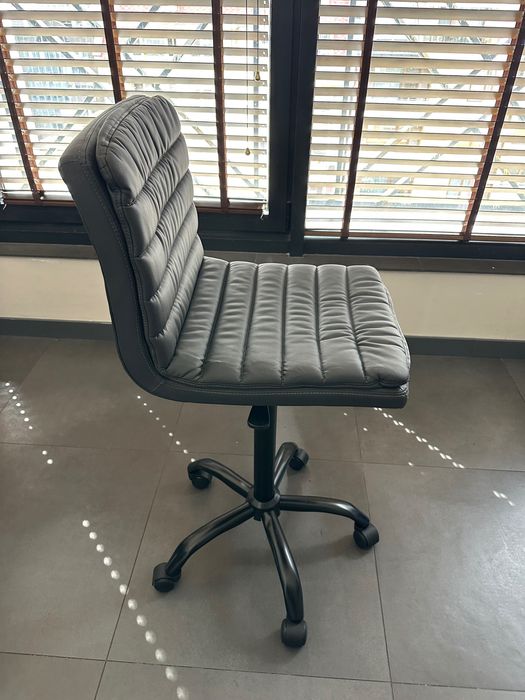 Висок Стол на колелца King с 2г гаранция и безплатна доставка до офис