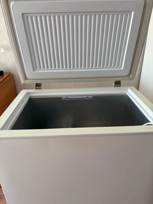 Морозильная камера Бирюса