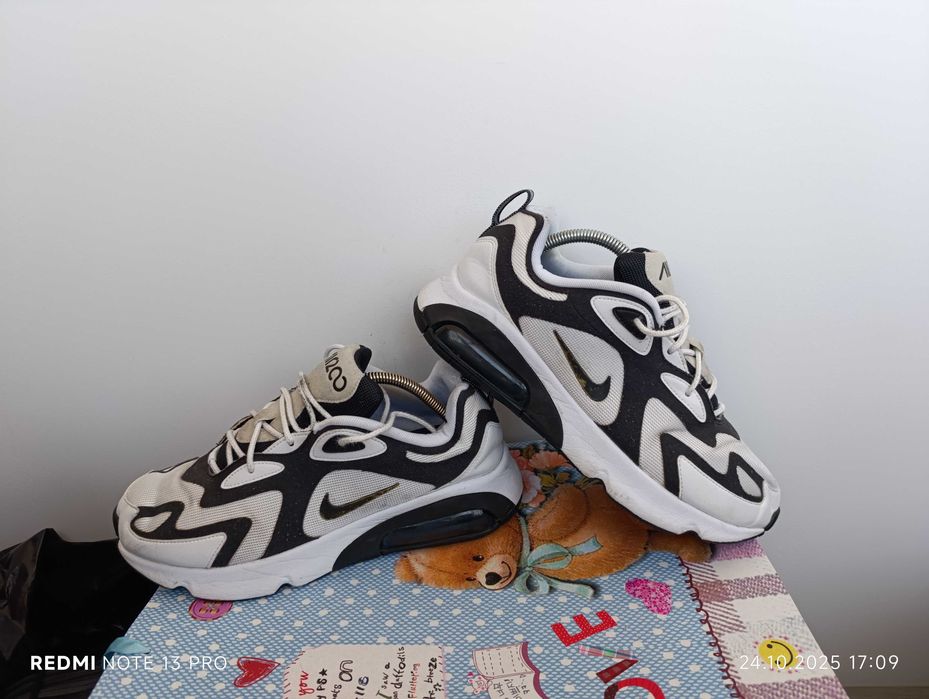 Nike Air Max 200''оригинални маратонки 44 номер