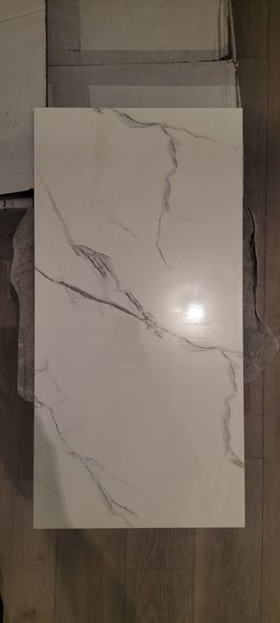 Новая упаковка кафеля