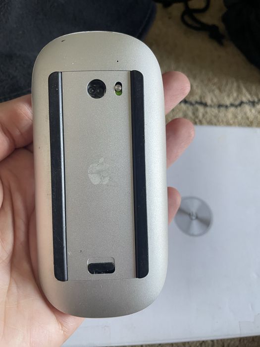 Мышка apple………..