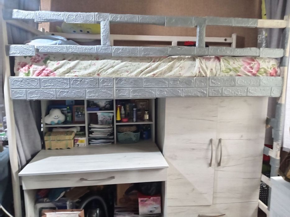 Продаётся кровать в хорошем состоянии