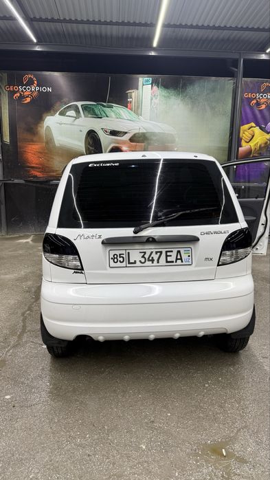 Матиз срочно сотилади 2 та детальда краска бор