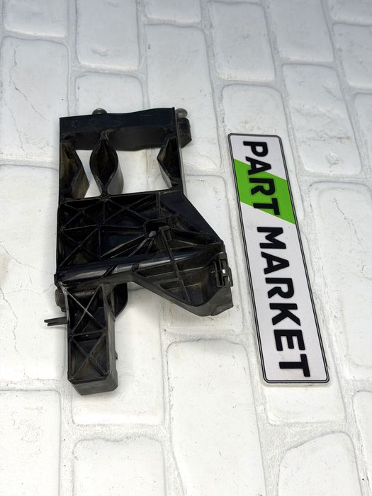 Стойка дуржач ляв фар AUDI A6 C7.5 Фейслифт 4G0805607A