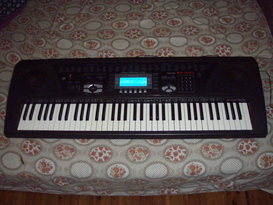 Orga Casio WK-1300