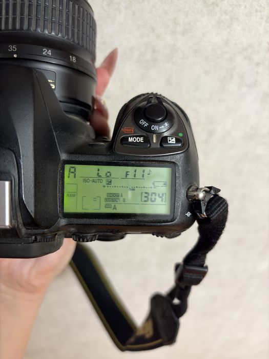 NikonD200+объектив+батарейный блок