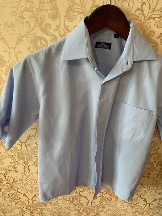 Продам школьные рубашки для мальчика