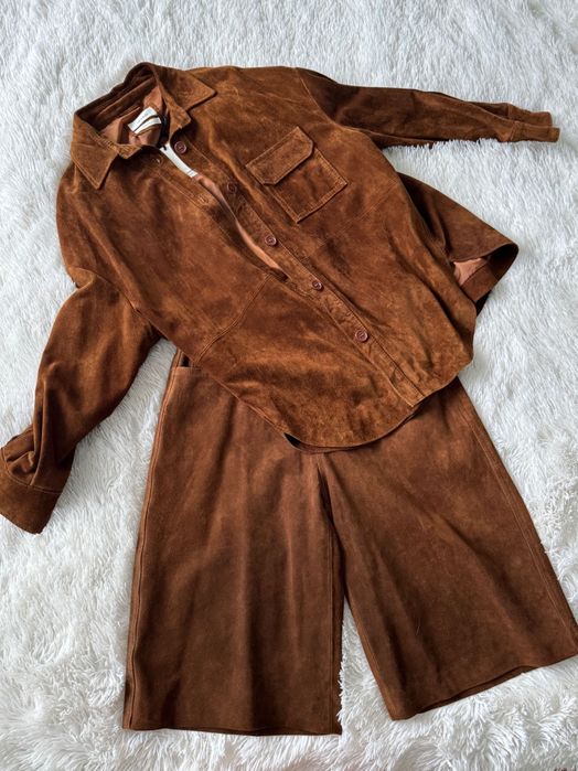 Vicolo suede set woman ( jacket &bermuda)