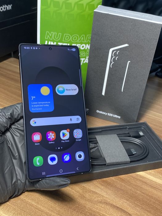 Samsung Galaxy s25 ultra • 512 GB • Titanium Jetblack