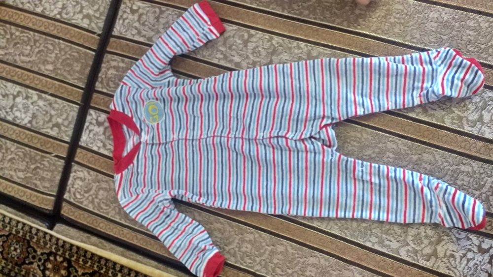 Продам детские вещи