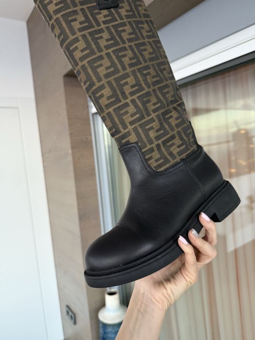 Fendi естествена кожа ботуши кафяви