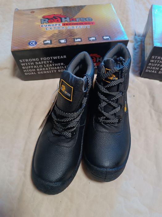 Работни обувки RedHorse нови