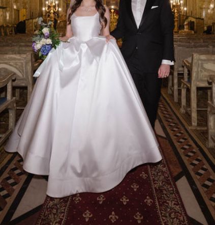 Rochie mireasă 36 taftă Mikado cu trenă (alb pur)